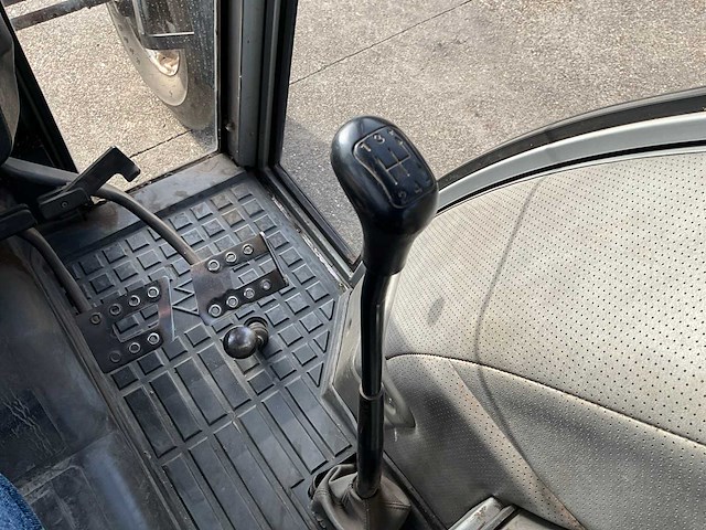 1991 massey ferguson 365 tweewielaangedreven landbouwtractor - afbeelding 14 van  25