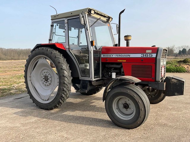 1991 massey ferguson 365 tweewielaangedreven landbouwtractor - afbeelding 2 van  25