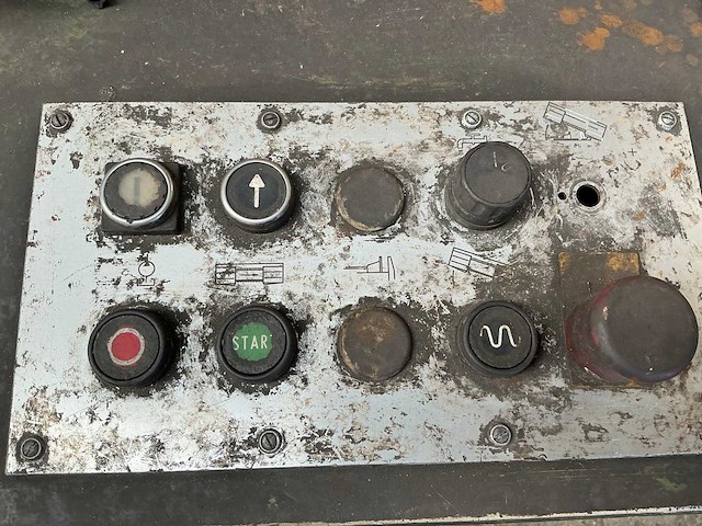 1991 meba 310ghs lintzaagmachine - afbeelding 2 van  13