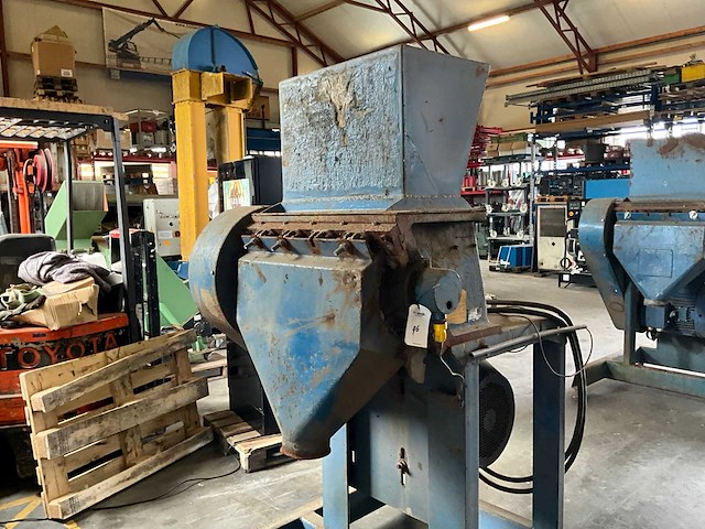 1991 rapid 650-m granulator - afbeelding 1 van  9