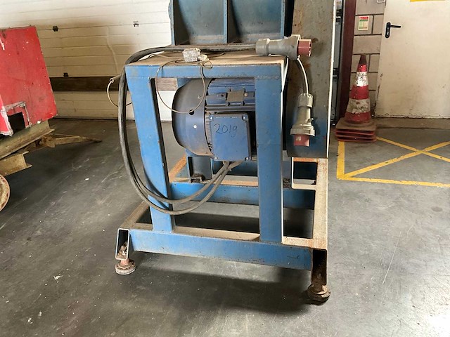 1991 rapid 650-m granulator - afbeelding 5 van  9