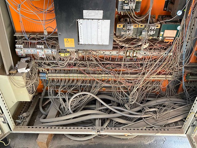 1991 schwabedissen daa 80/3 dubbelzijdige profileermachine - afbeelding 49 van  57