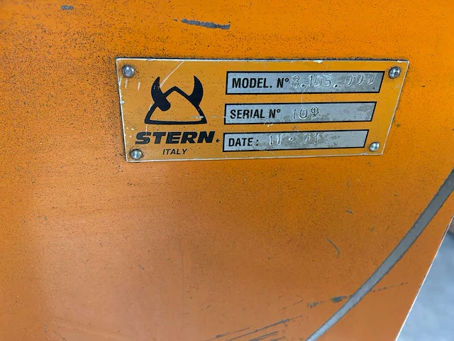 1991 stern 8.105.000 hydraulische staalstrip-knipmachine - afbeelding 5 van  10