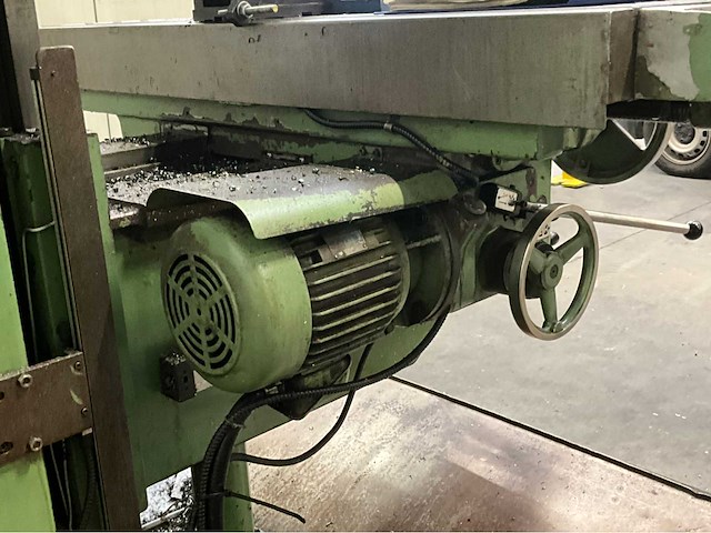 1991 supermax ycm-2gs horizontale en verticale universele freesmachine - afbeelding 15 van  24