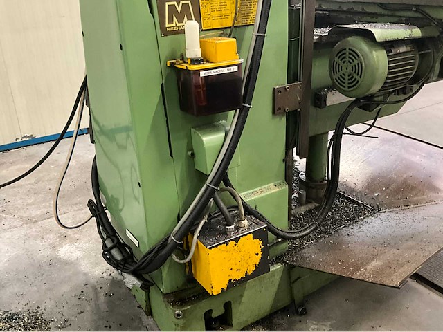 1991 supermax ycm-2gs horizontale en verticale universele freesmachine - afbeelding 16 van  24