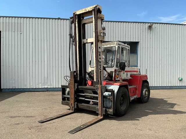 1991 svetruck 860-28 zware dieselheftruck – 8.000 kg – 5.000 mm hefhoogte - afbeelding 1 van  26