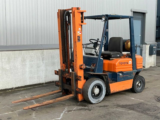 1991 toyota 42 5fgf/25 vorkheftruck - afbeelding 1 van  14