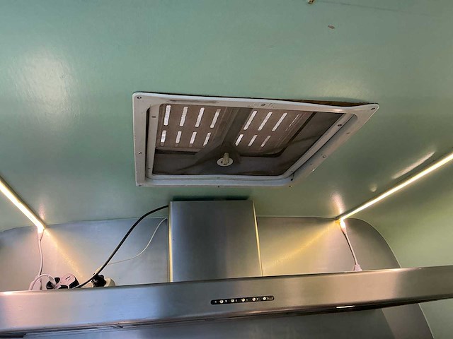 1992 - daf 400-serie foodtruck 2.5 vh 435 en 320 - afbeelding 27 van  52