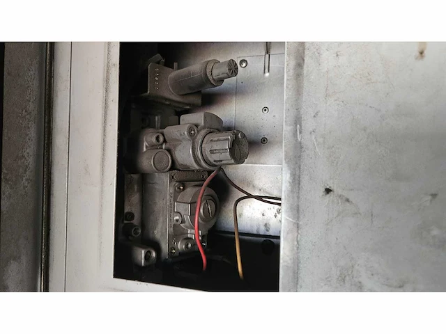 1992 - winterwarm - 2x winterwarm gaskachel type ugs 47 kw - afbeelding 8 van  8