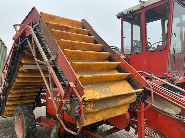 1992 amac zr2 uienlader - afbeelding 8 van  31