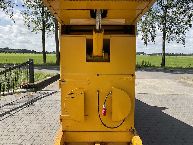 1992 amk kbmp600 mobiele transportband - afbeelding 2 van  17