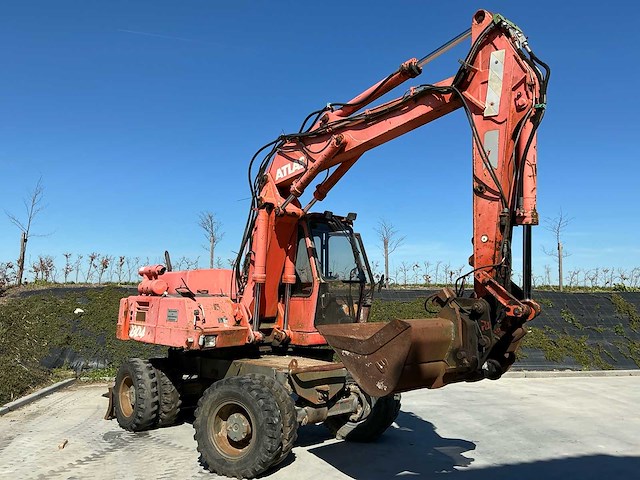 1992 atlas 1304 banden graafmachine - afbeelding 7 van  35