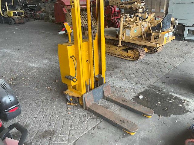 1992 baka egv 89-605 stapelaar - afbeelding 6 van  13