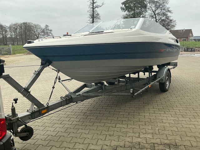 1992 bayliner v6 capri 4.3 sportcruiser boot met 2003 kalf kbe kiep boottrailer - afbeelding 1 van  63