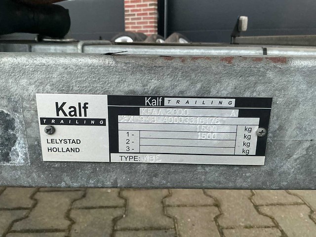 1992 bayliner v6 capri 4.3 sportcruiser boot met 2003 kalf kbe kiep boottrailer - afbeelding 60 van  63