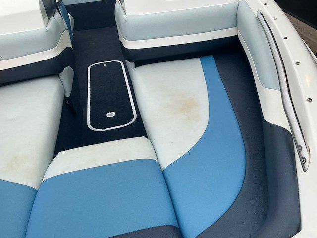 1992 bayliner v6 sportcruiser boot op kalf kbe bootaanhanger - afbeelding 28 van  59