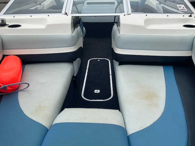 1992 bayliner v6 sportcruiser boot op kalf kbe bootaanhanger - afbeelding 29 van  59