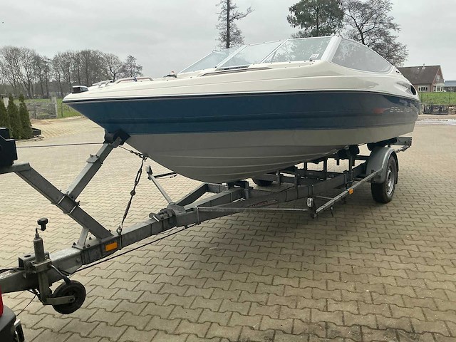 1992 bayliner v6 sportcruiser boot op kalf kbe bootaanhanger - afbeelding 2 van  59