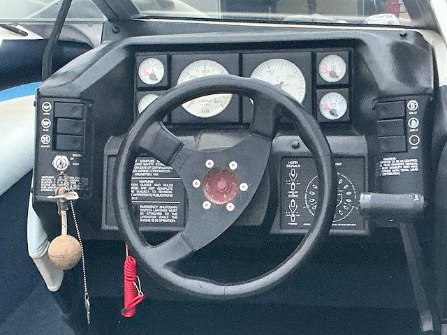 1992 bayliner v6 sportcruiser boot op kalf kbe bootaanhanger - afbeelding 33 van  59