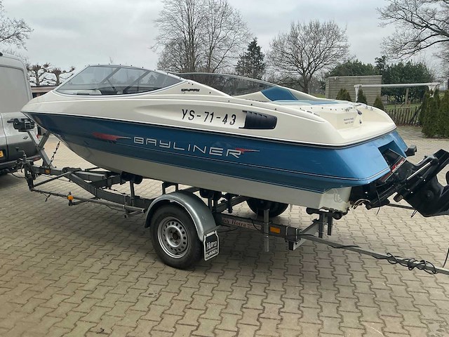 1992 bayliner v6 sportcruiser boot op kalf kbe bootaanhanger - afbeelding 3 van  59