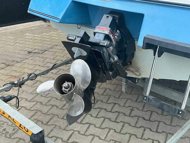 1992 bayliner v6 sportcruiser boot op kalf kbe bootaanhanger - afbeelding 8 van  59