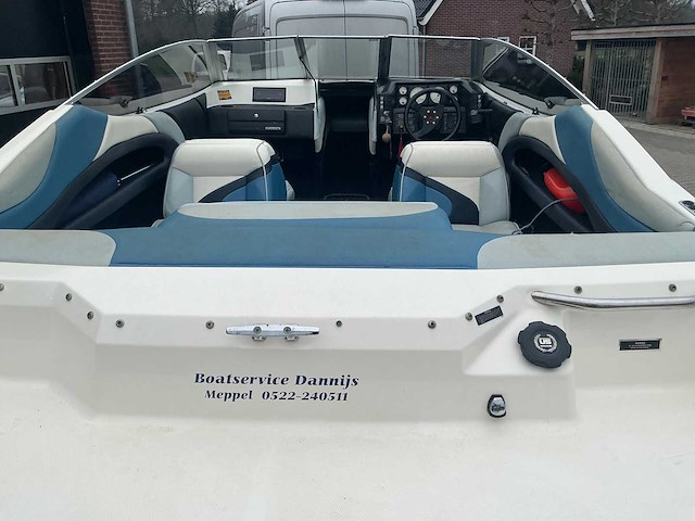 1992 bayliner v6 sportcruiser boot op kalf kbe bootaanhanger - afbeelding 9 van  59
