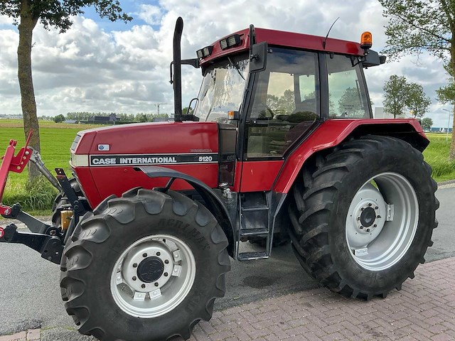 1992 case 5120 powershift vierwielaangedreven landbouwtractor - afbeelding 7 van  26