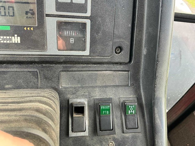 1992 case 5120 powershift vierwielaangedreven landbouwtractor - afbeelding 18 van  26