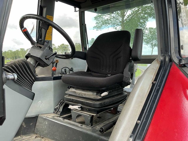 1992 case 5120 powershift vierwielaangedreven landbouwtractor - afbeelding 13 van  30