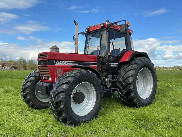 1992 case ih 1455xl international vierwielaangedreven landbouwtractor - afbeelding 1 van  36