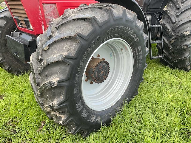 1992 case ih 1455xl international vierwielaangedreven landbouwtractor - afbeelding 18 van  36