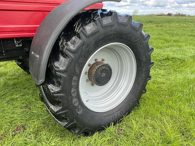1992 case ih 1455xl international vierwielaangedreven landbouwtractor - afbeelding 9 van  36