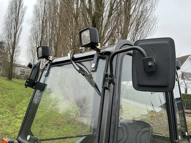 1992 case international 2150 e - vierwielaangedreven landbouwtractor - afbeelding 8 van  35