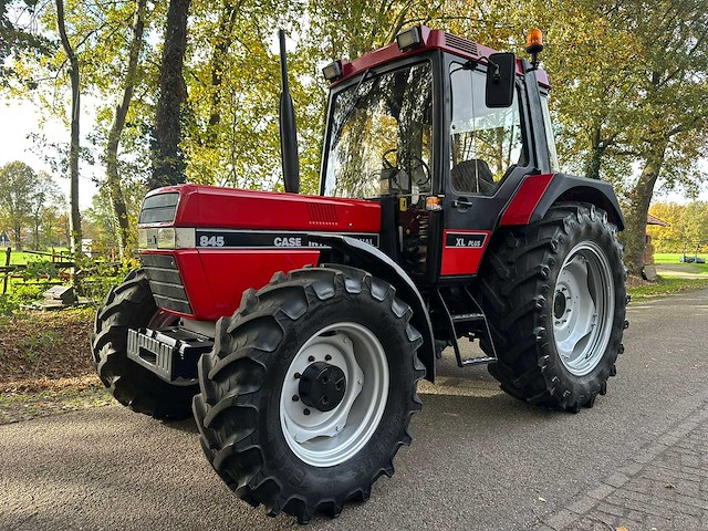 1992 case international 845 844 xla plus vierwielaangedreven landbouwtractor - afbeelding 1 van  11