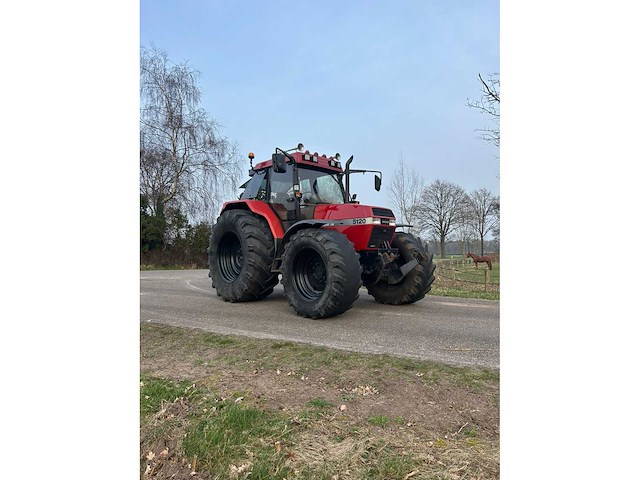 1992 case maxxum 5120 vierwielaangedreven landbouwtractor - afbeelding 2 van  25