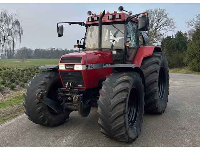 1992 case maxxum 5120 vierwielaangedreven landbouwtractor - afbeelding 1 van  25