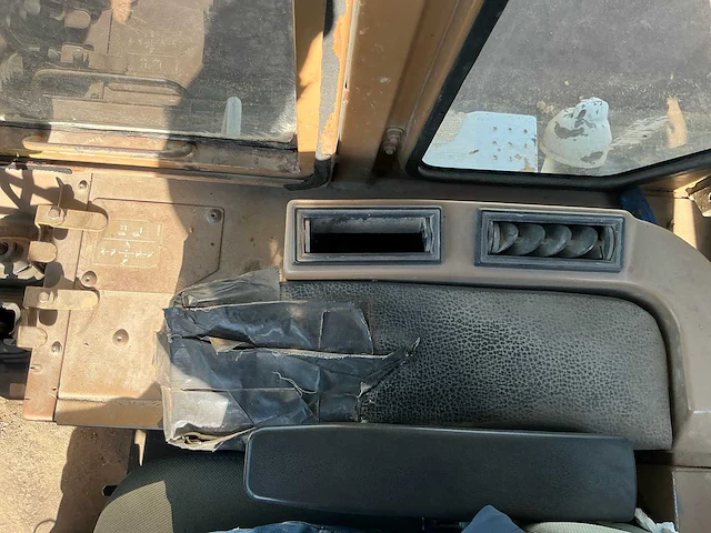 1992 caterpillar it14b knikgestuurde shovel - afbeelding 27 van  34