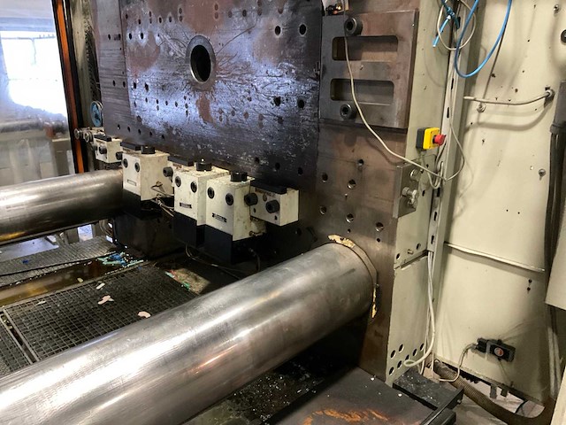 1992 engel 3 es18000/2400 spuitgietmachine - afbeelding 24 van  40