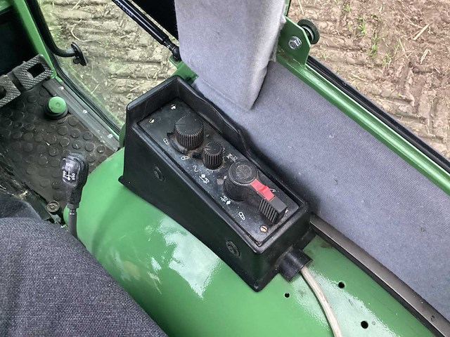1992 fendt 250 v minitractor - afbeelding 3 van  27