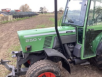 1992 fendt 250 v minitractor - afbeelding 9 van  27