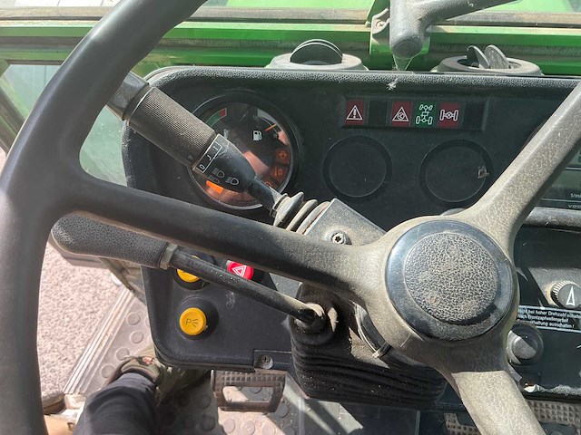 1992 fendt farmer 310 lsa vierwielaangedreven landbouwtractor - afbeelding 10 van  39