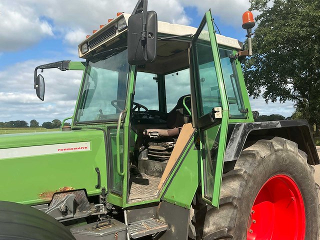 1992 fendt farmer 310 lsa vierwielaangedreven landbouwtractor - afbeelding 8 van  40