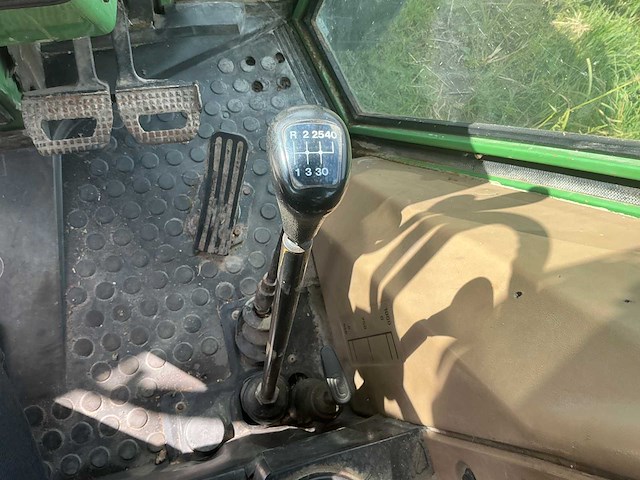 1992 fendt farmer 310 lsa vierwielaangedreven landbouwtractor - afbeelding 14 van  40