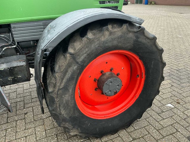 1992 fendt farmer 310 turbomatik vierwielaangedreven landbouwtractor - afbeelding 16 van  32