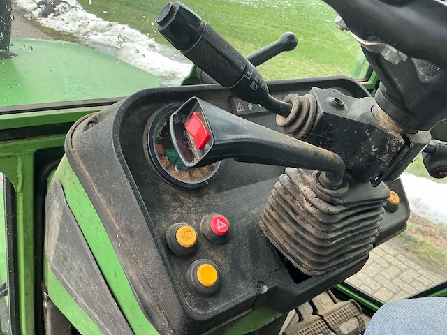 1992 fendt farmer 310 turbomatik vierwielaangedreven landbouwtractor - afbeelding 22 van  32