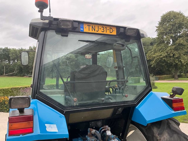 1992 ford 6640 vierwielaangedreven landbouwtractor - afbeelding 2 van  28