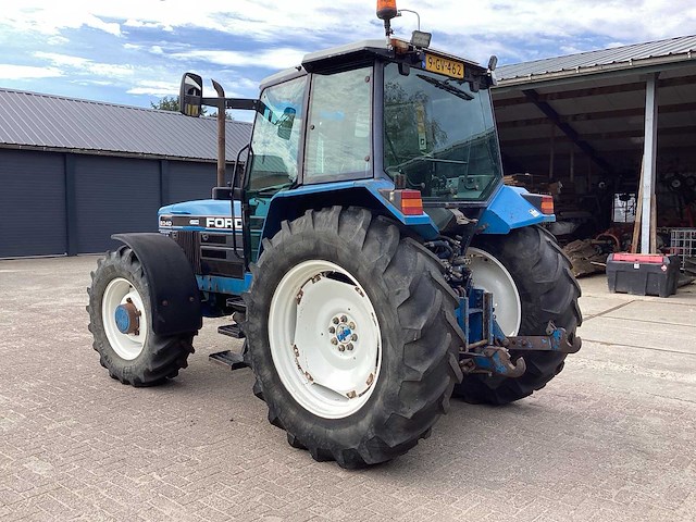 1992 ford 8340 sle vierwielaangedreven landbouwtractor - afbeelding 16 van  21