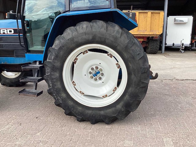 1992 ford 8340 sle vierwielaangedreven landbouwtractor - afbeelding 17 van  21