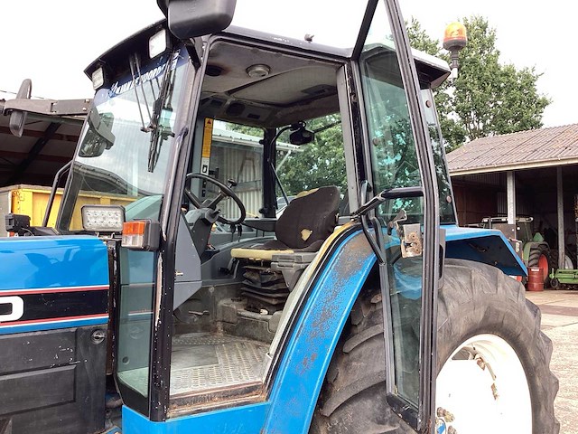 1992 ford 8340 sle vierwielaangedreven landbouwtractor - afbeelding 19 van  21