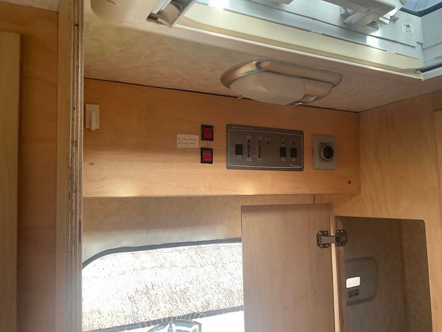 1992 ford camper - afbeelding 60 van  79